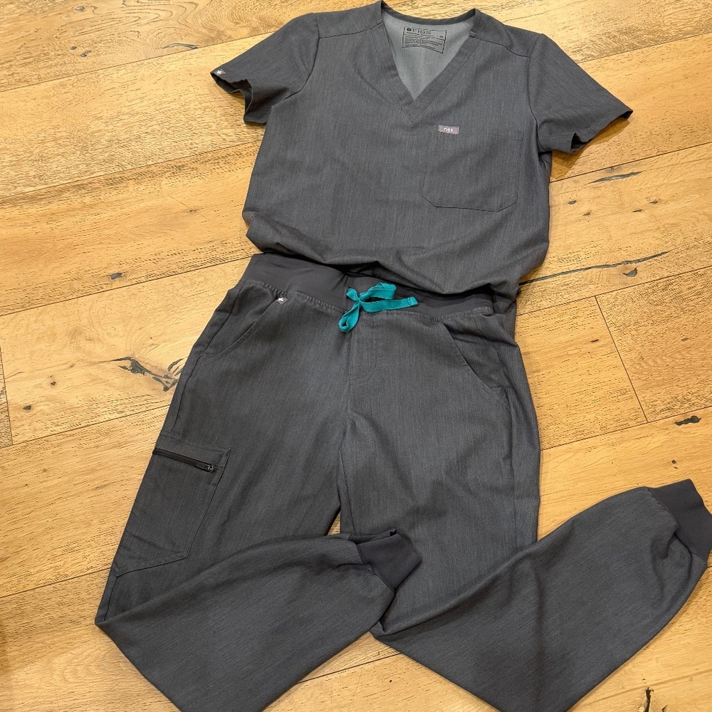 Figs XS Graphite scrub pants